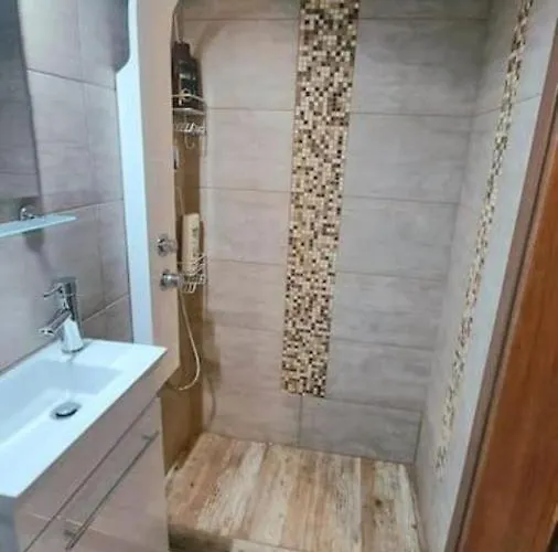 Liva Center Thessaloniki, Agias Sofias Apartament