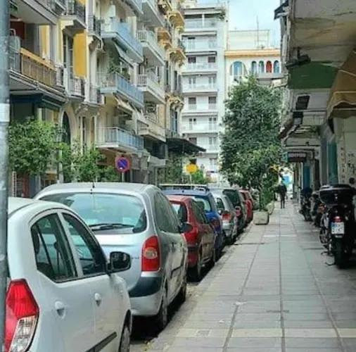 Liva Center Thessaloniki, Agias Sofias Appartement