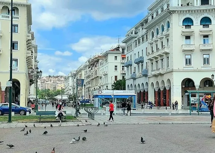 Liva Center Thessaloniki, Agias Sofias Thessalonique