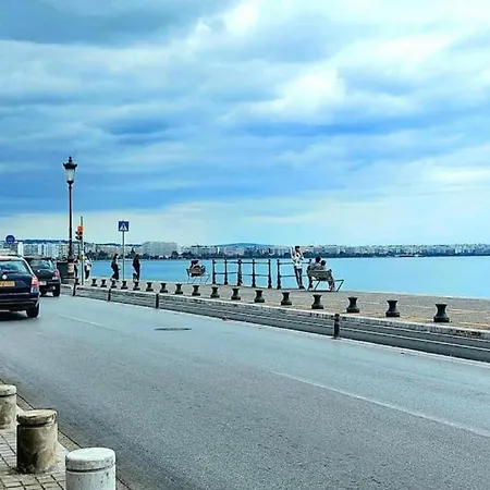 Liva Center Thessaloniki, Agias Sofias Апартаменты