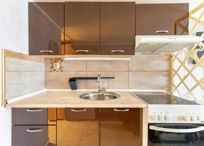 Liva Center Thessaloniki, Agias Sofias * Салоники