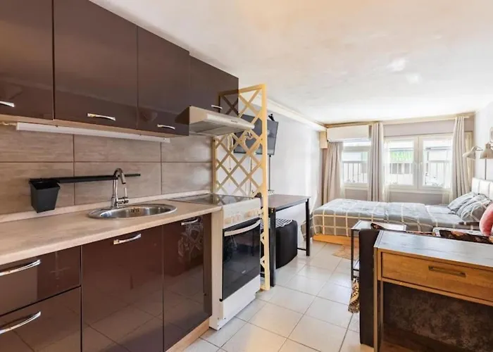 Liva Center Thessaloniki, Agias Sofias Апартаменты *